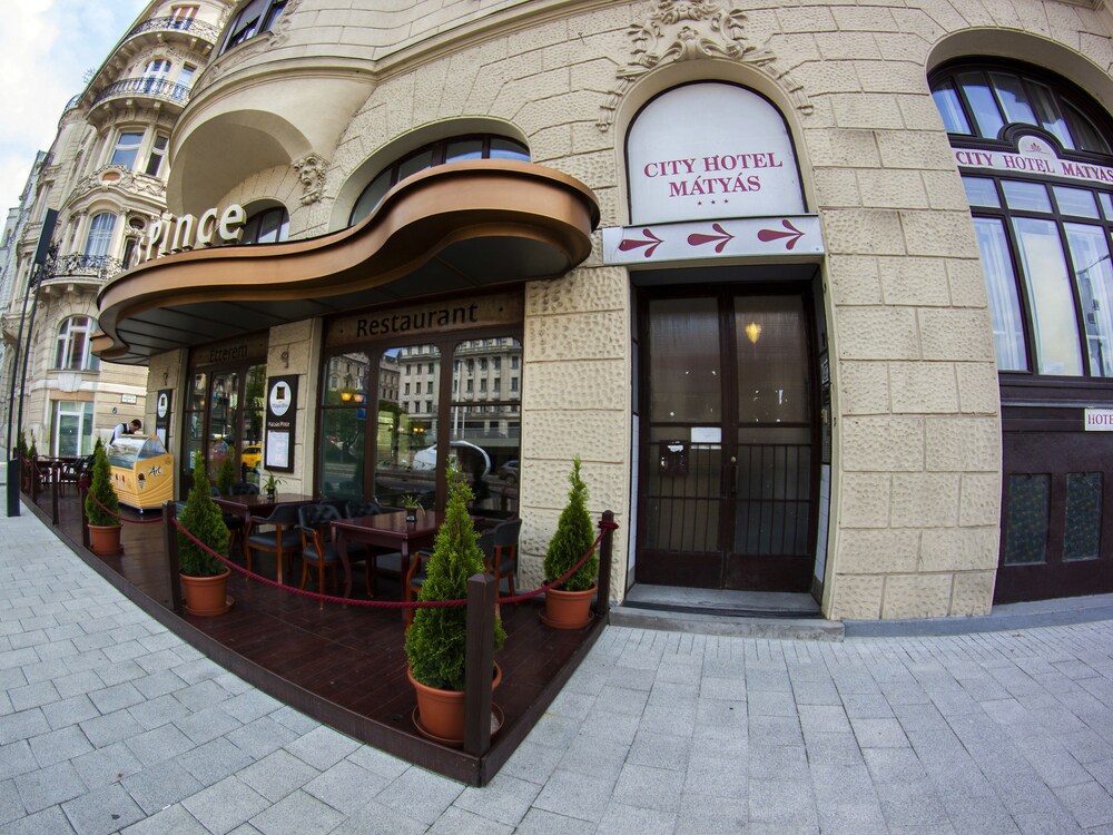 Hotel Front