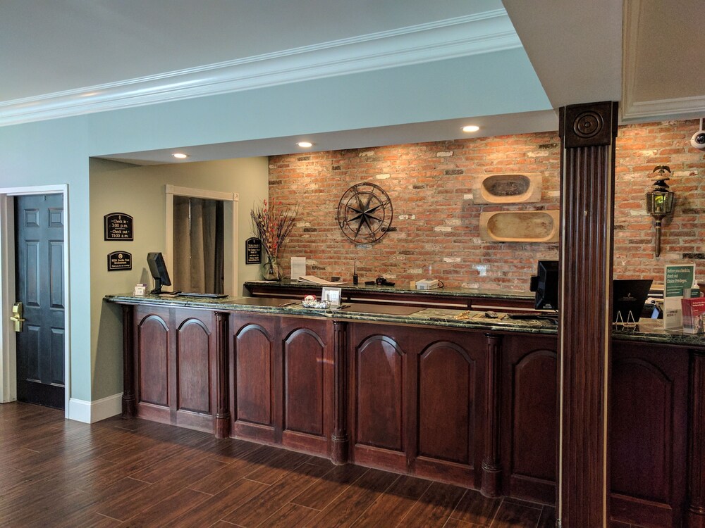 Concierge Desk