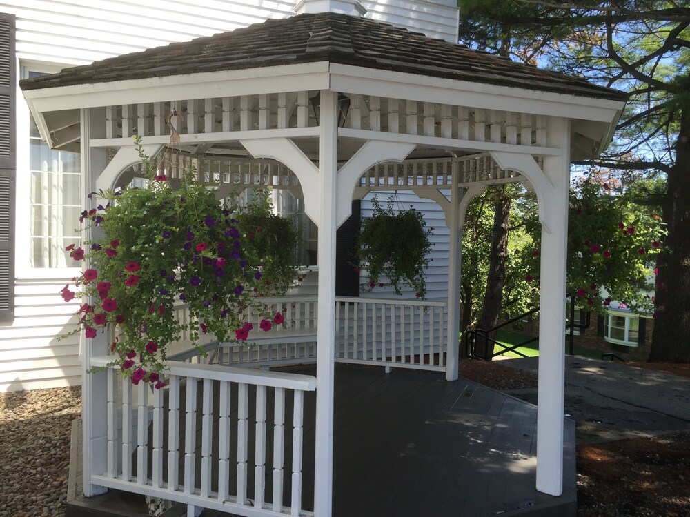 Gazebo