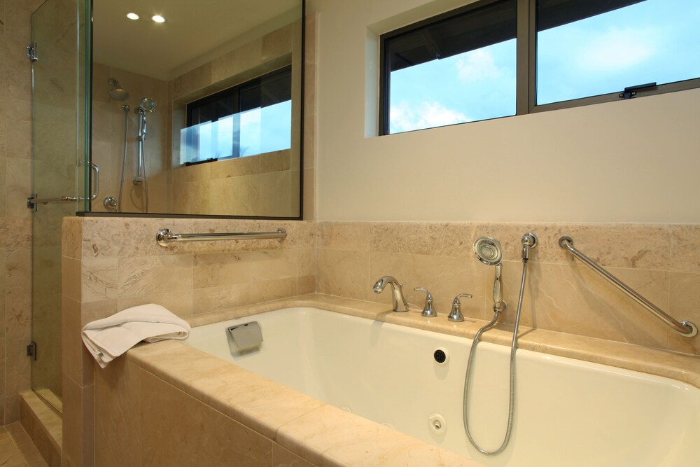 Jetted Tub