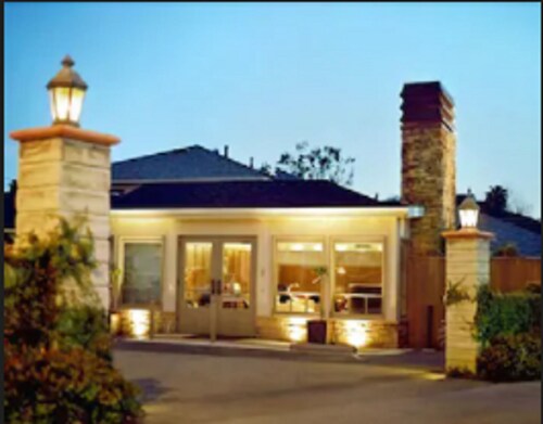 Brentwood Inn