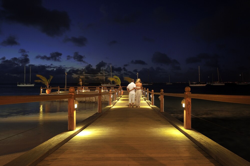 Dock