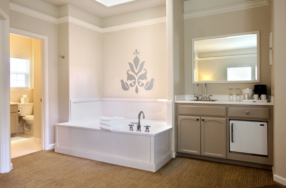 Jetted Tub