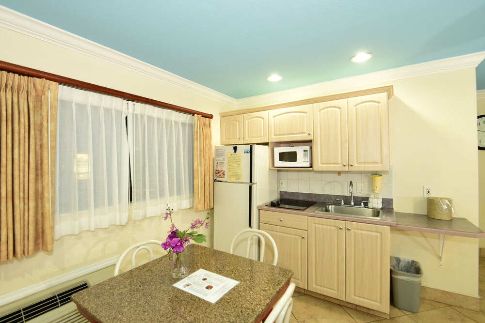 In-Room Kitchenette