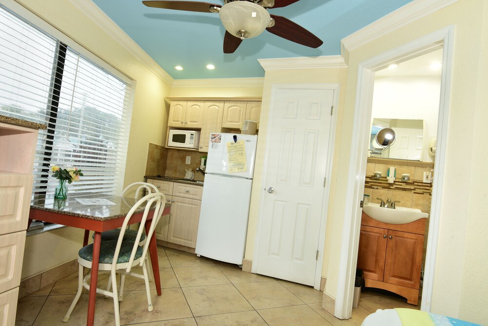In-Room Kitchen
