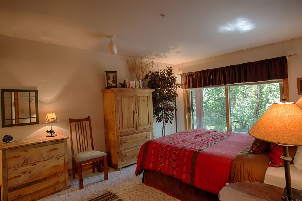 Condo, 2 Bedrooms - Guestroom