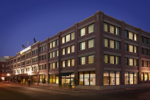 Renaissance New Orleans Arts Warehouse District Hotel