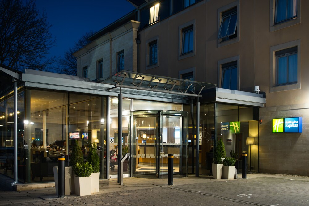 Hotel Front - Evening/Night