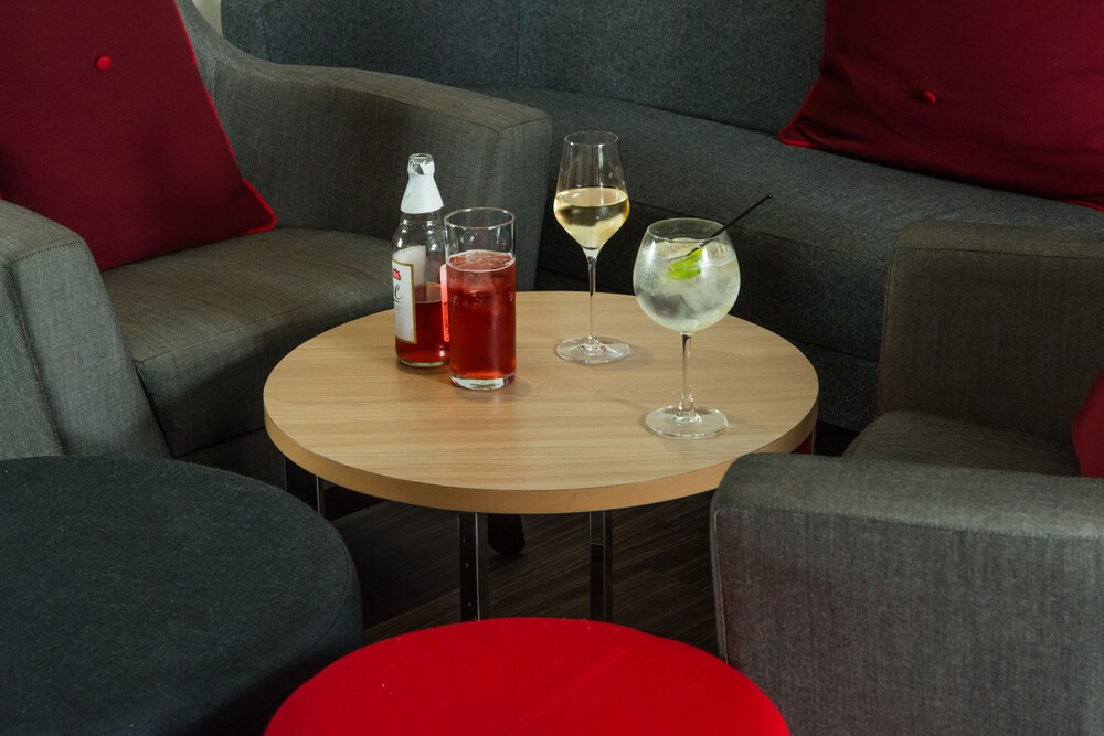 Hotel Bar