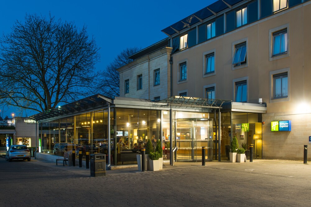 Hotel Front - Evening/Night