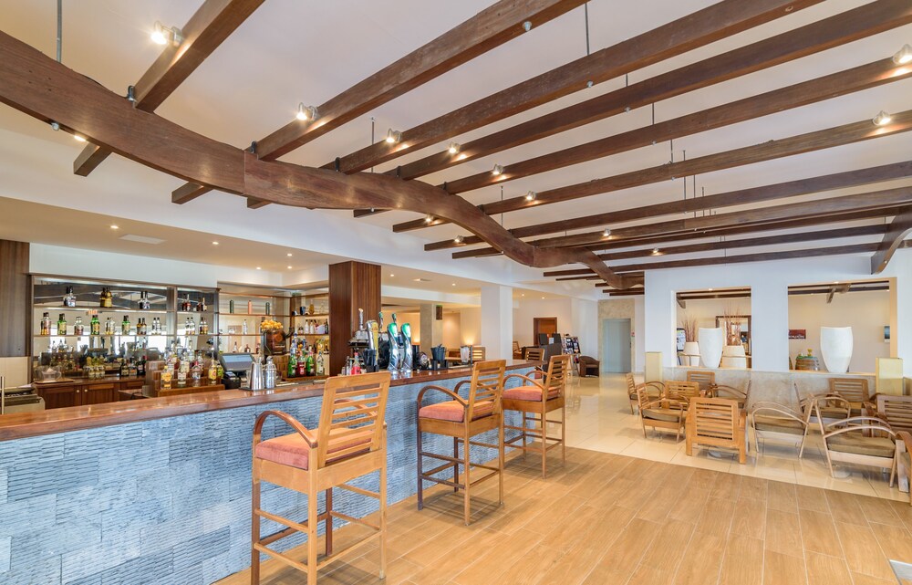 Hotel Lounge