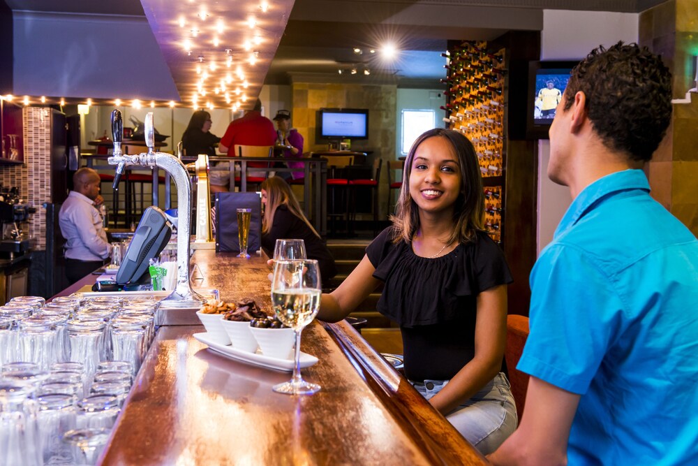 Hotel Bar