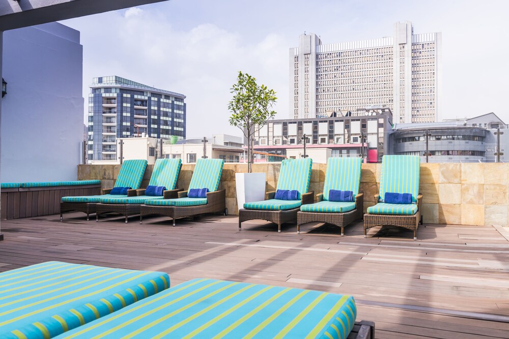 Sundeck