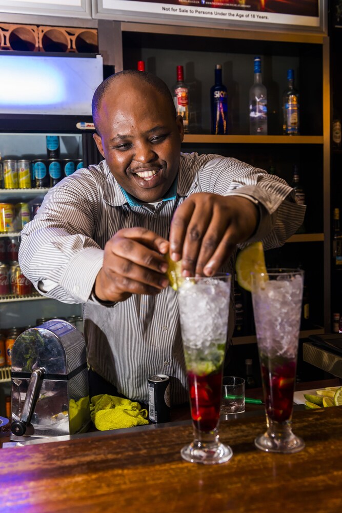 Hotel Bar
