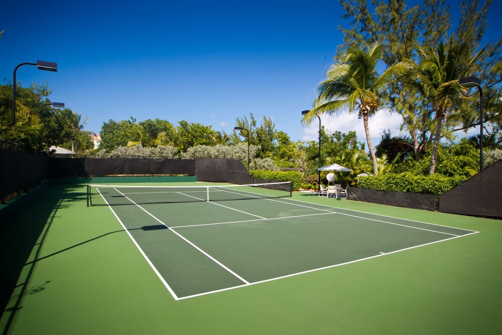 Tennis court, Ocean Club Resort