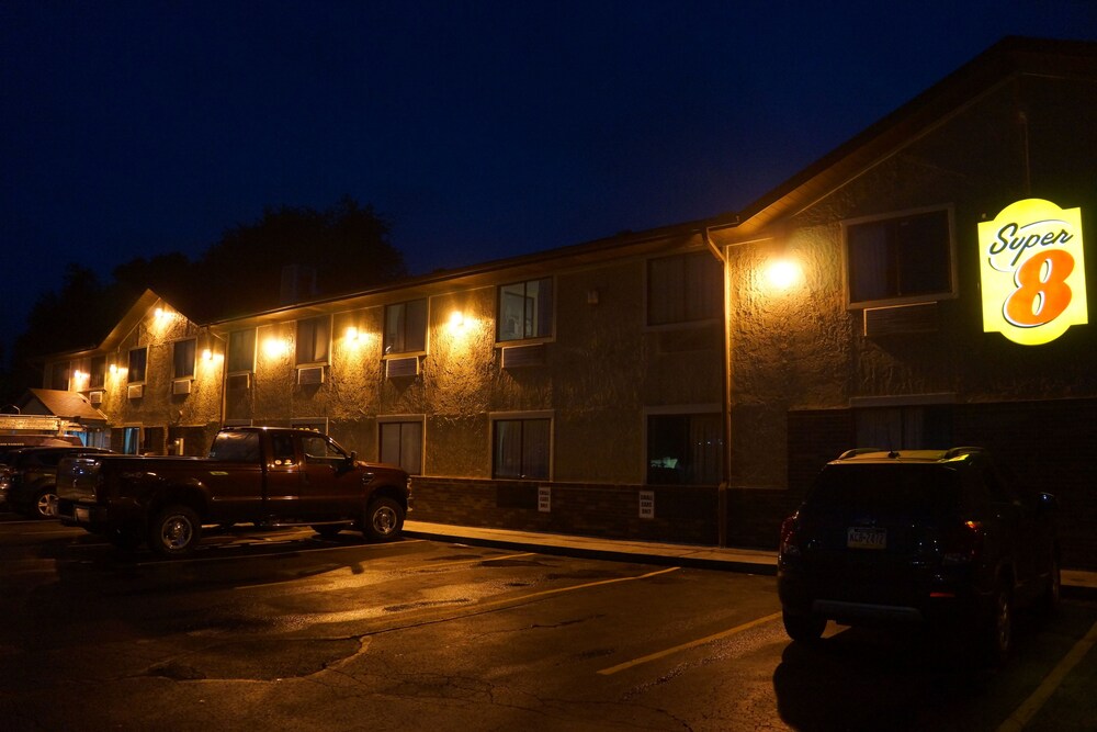 Hotel Front - Evening/Night