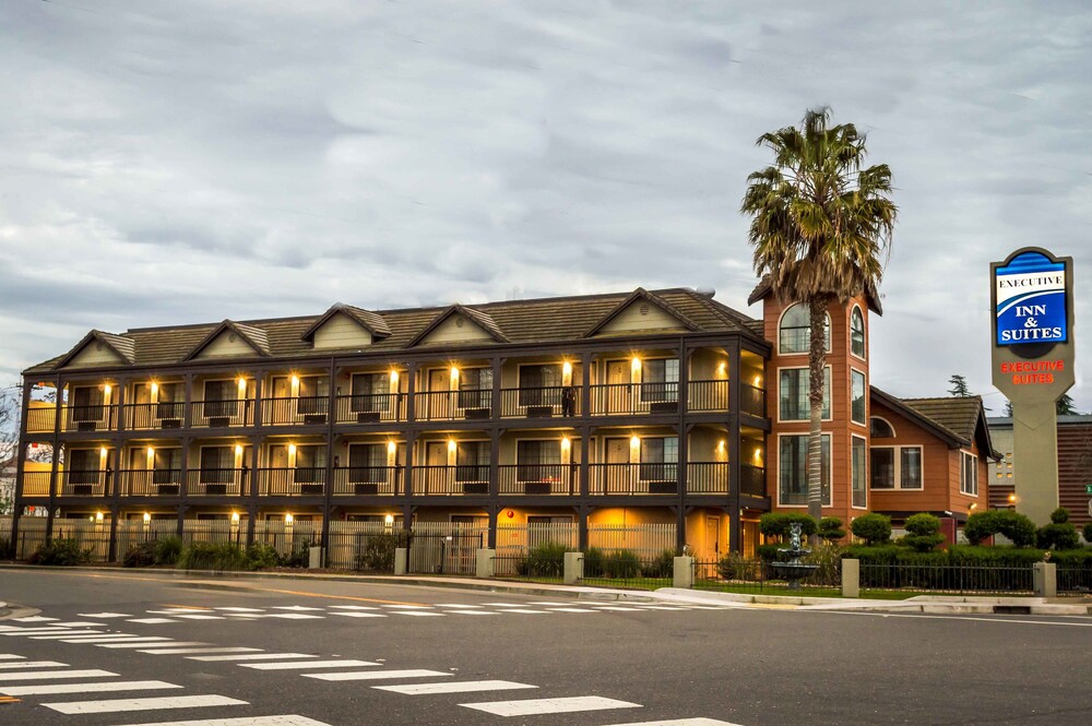 Hotel Front - Evening/Night