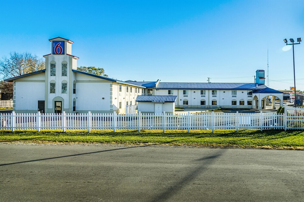 Hotel Front