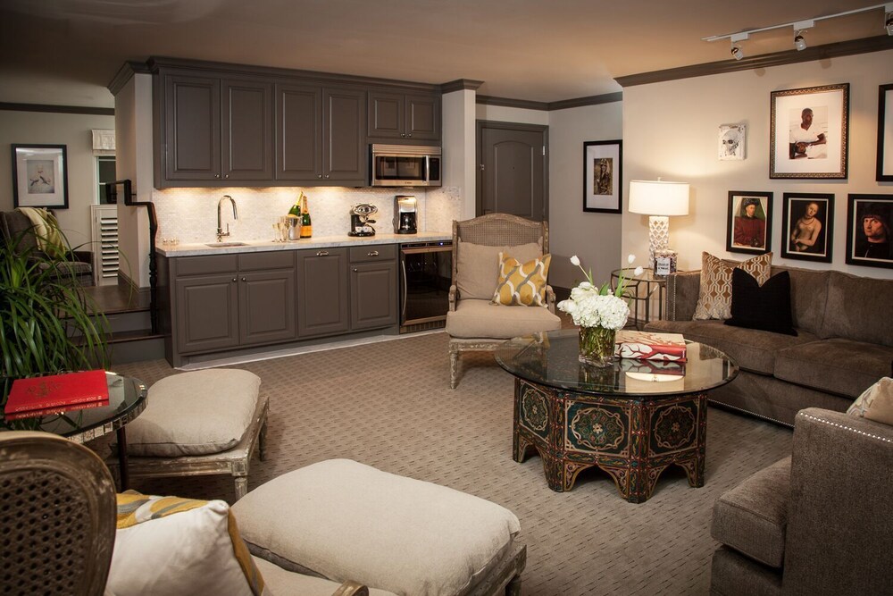 In-Room Kitchenette