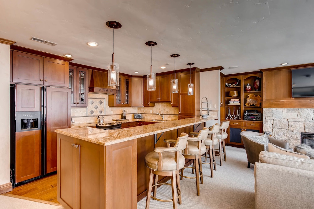 Platinum Apartment, 3 Bedrooms - In-Room Kitchen