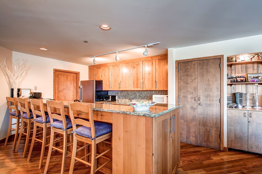 Deluxe Apartment, 2 Bedrooms - In-Room Kitchen