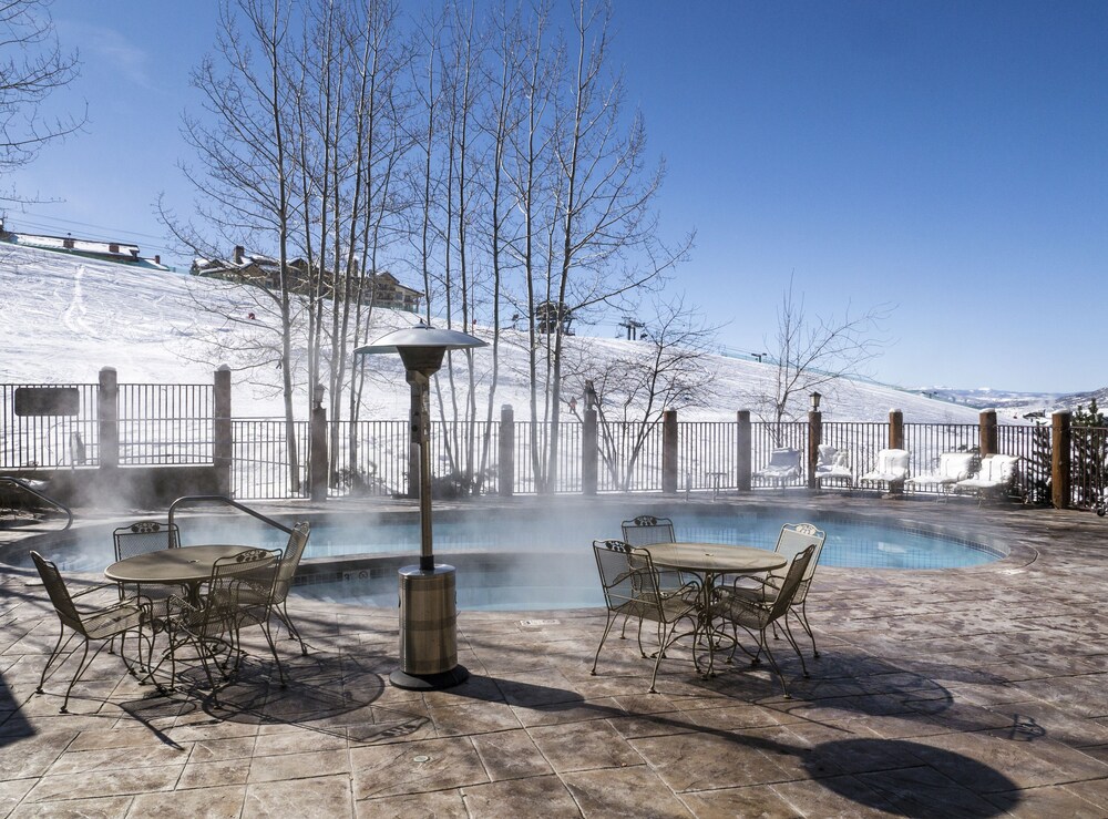 Sundeck