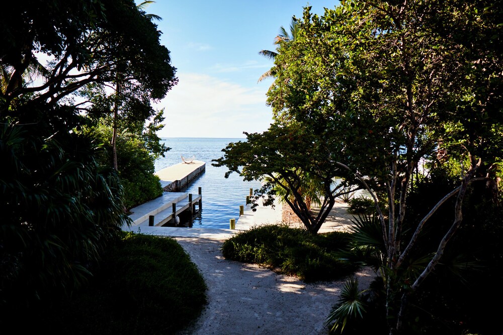 Dock