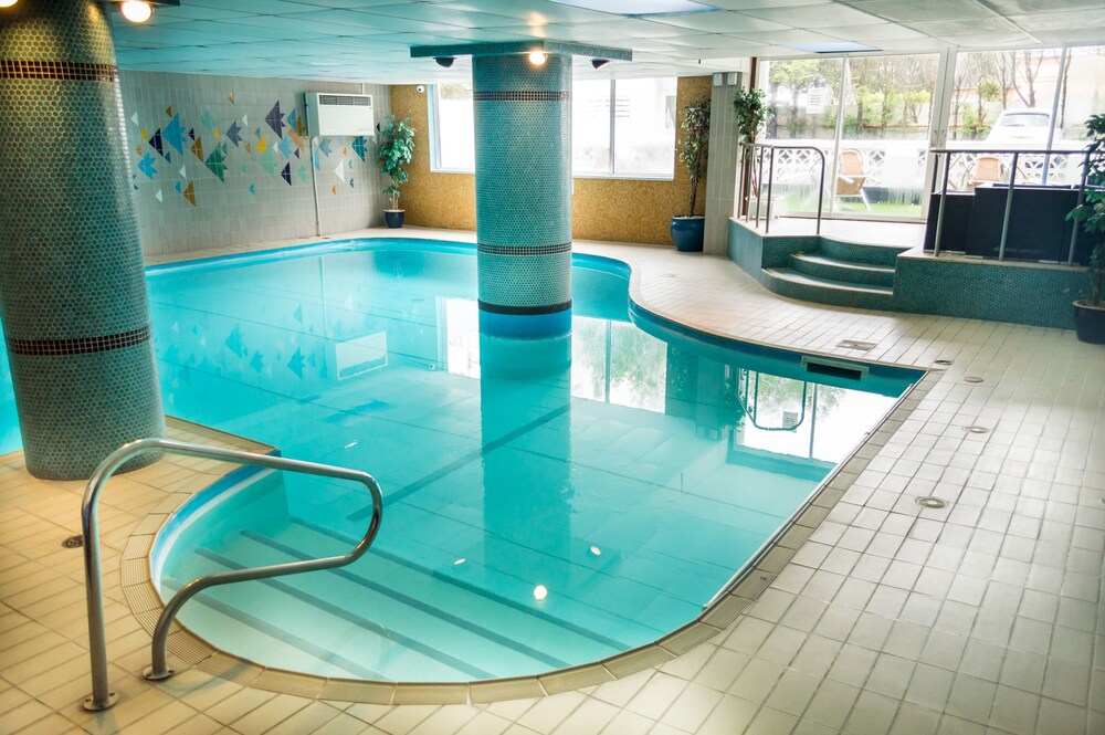 Piscine couverte