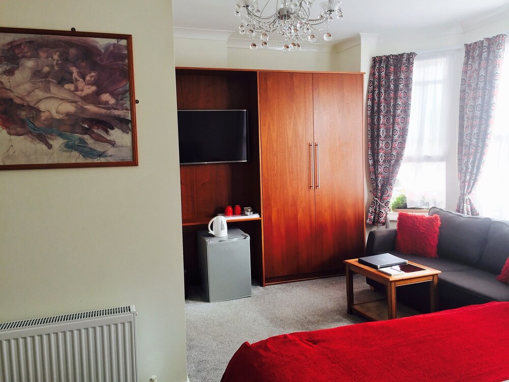 Guestroom