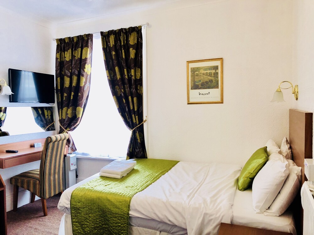Guestroom