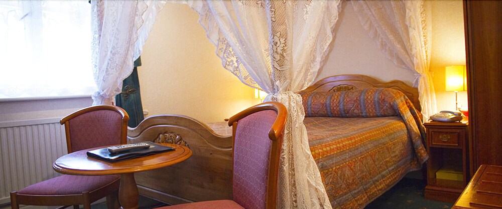 Guestroom