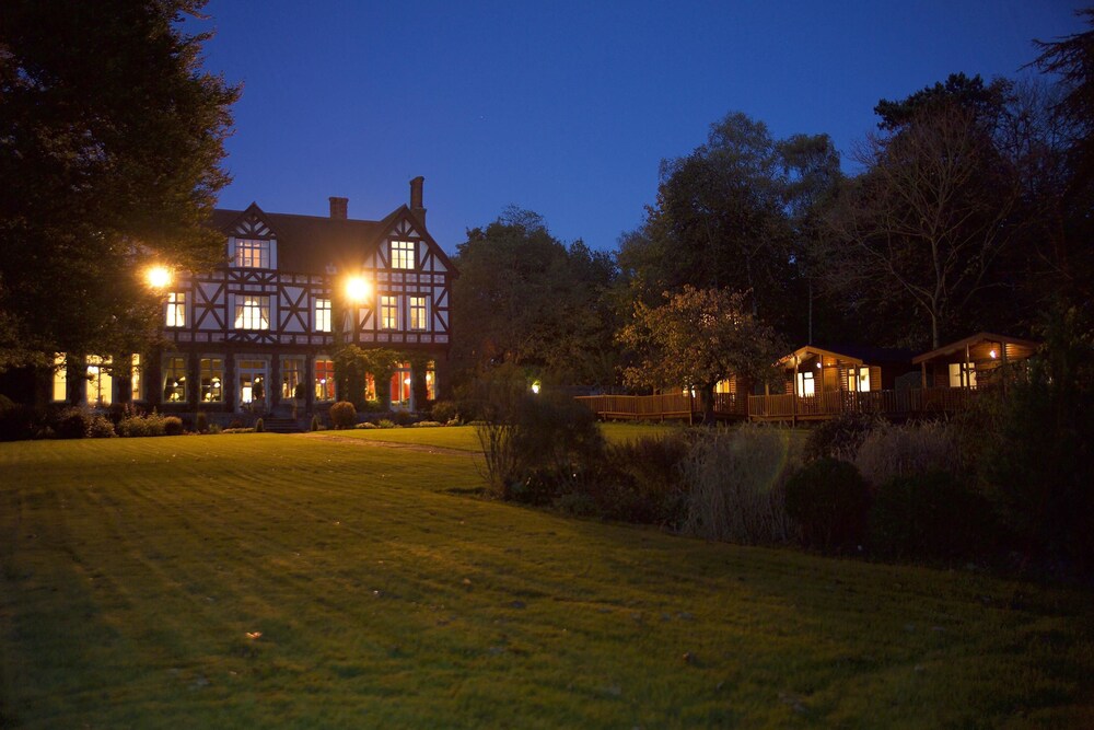 Hotel Front - Evening/Night