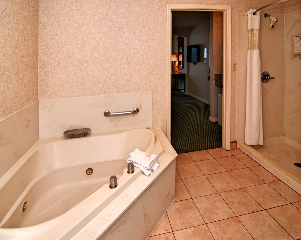 Jetted Tub