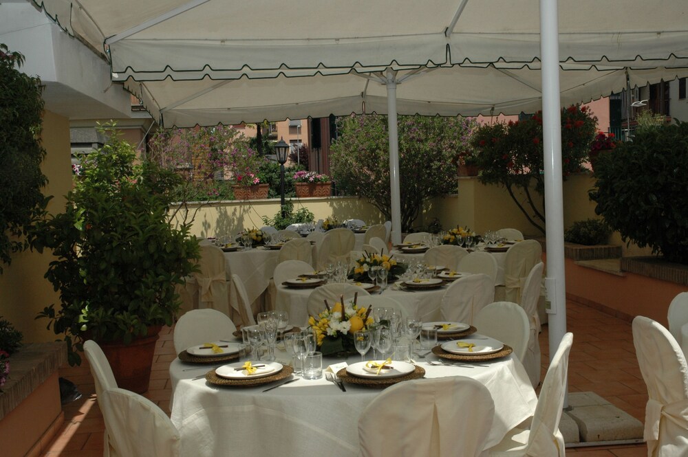 Ristorazione all'aperto