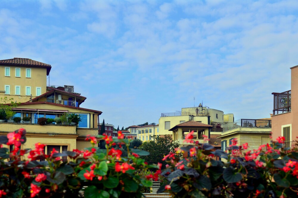 Vista della camera (Monolocale, balcone)