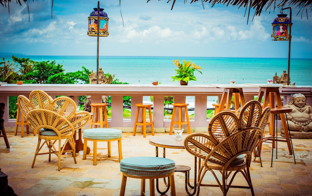 Beach/Ocean View