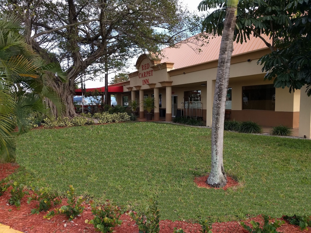 Hotel Front