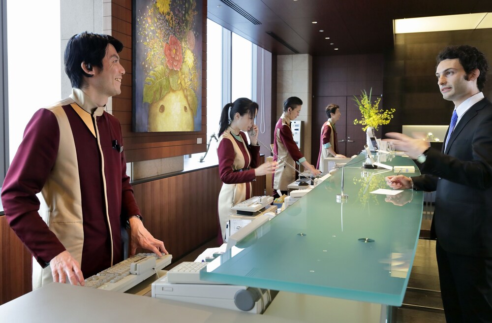 Check-in/Check-out Kiosk
