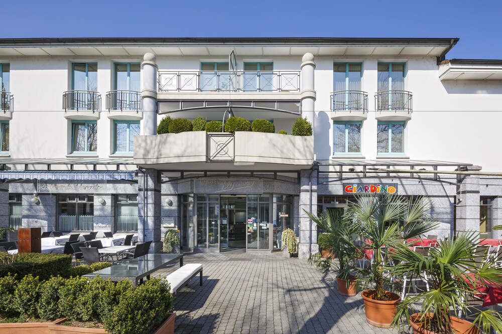 Hotel Front