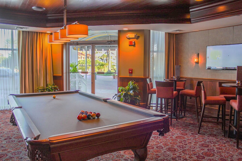 Hotel Lounge