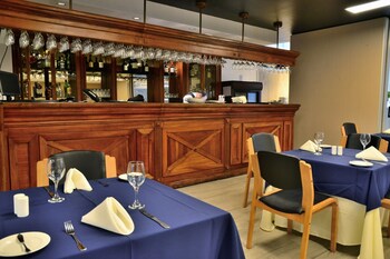 Hotel Lounge