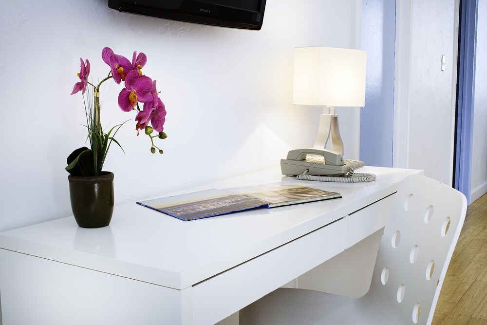 In-Room Business Center