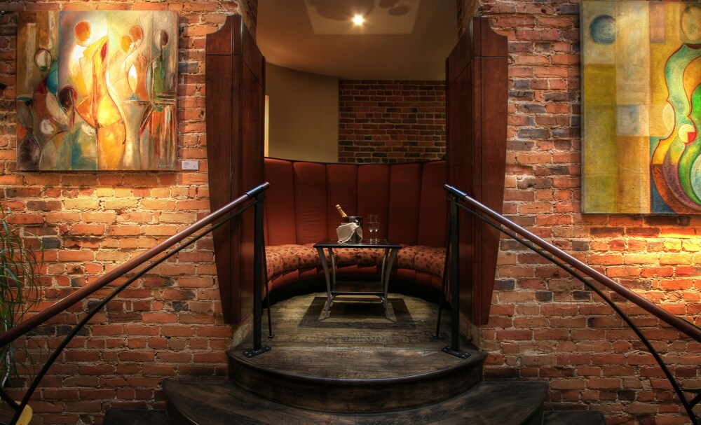 Hotel Lounge