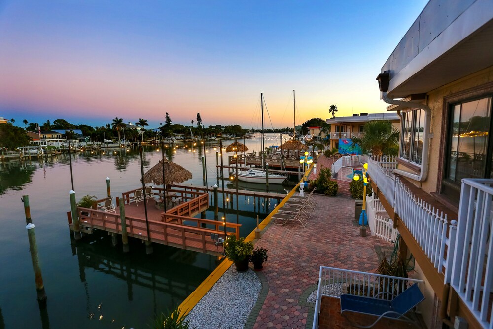 Dock