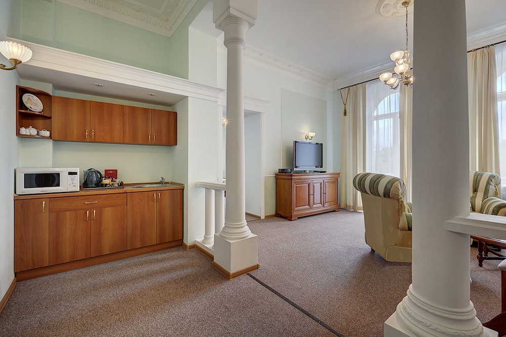 In-Room Kitchenette