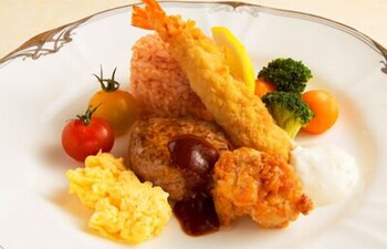 อาหารและเครื่องดื่ม