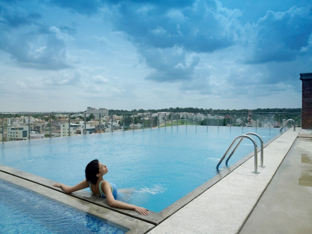 Infinity Pool