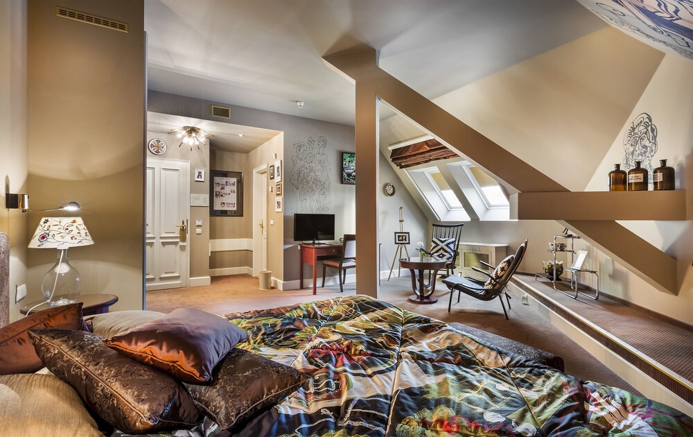 Guestroom