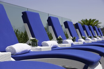 Sundeck