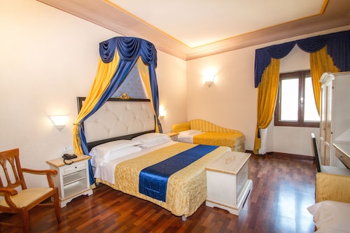 Porta Faenza Hotel